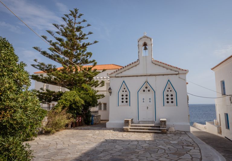 Your Guide to Chora Andros - Fuse Travels