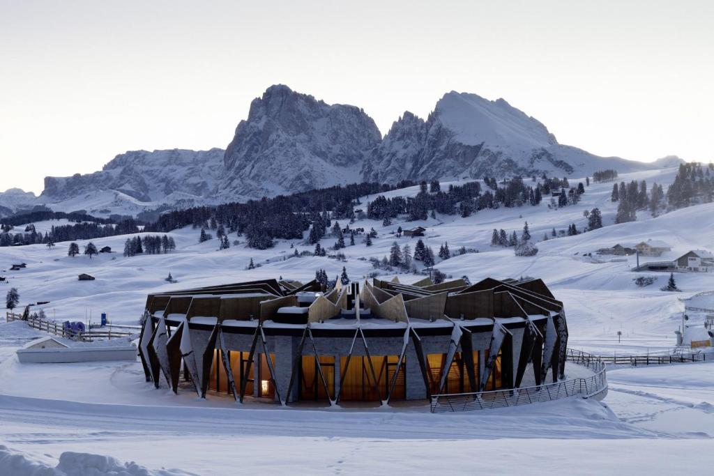 where to stay in Dolomites