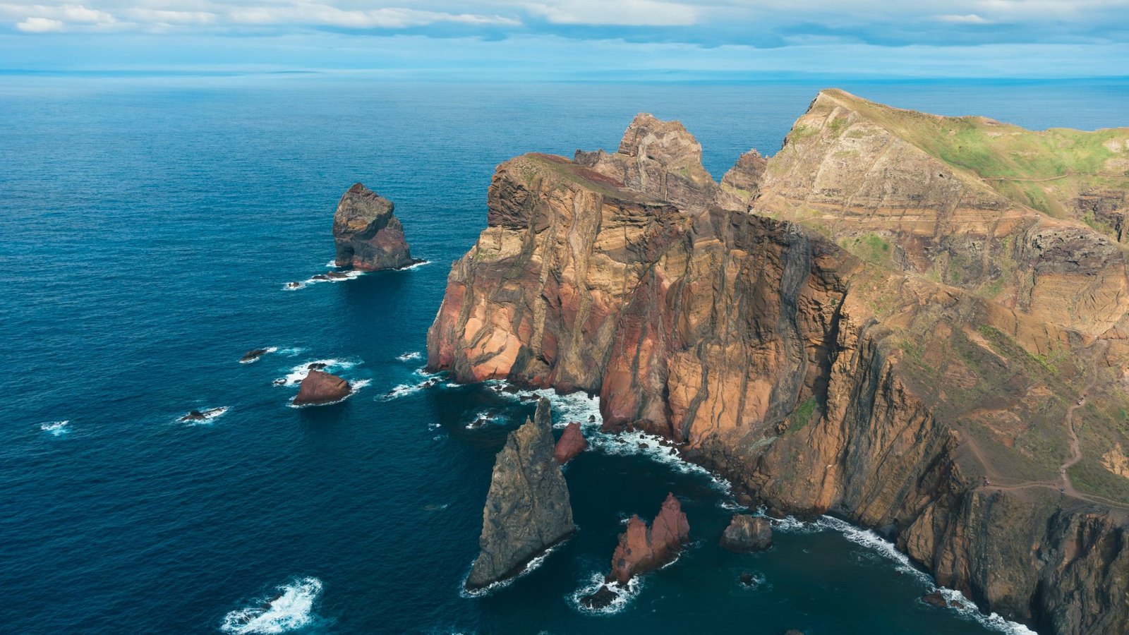 Your Ultimate Guide to Visiting Portugal in February 2024