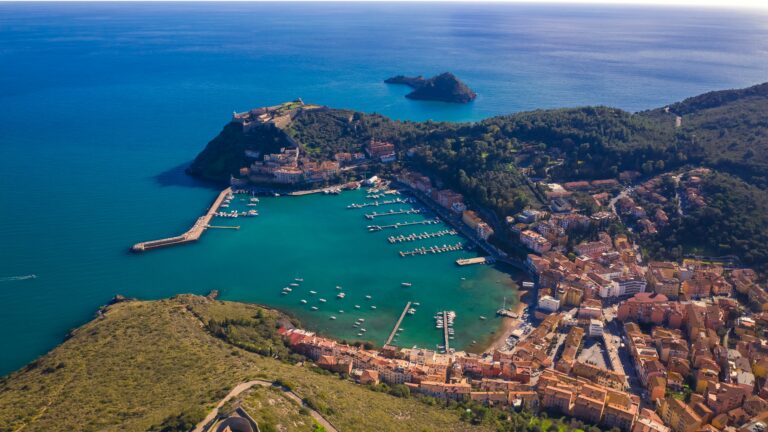 Seaside Towns in Tuscany