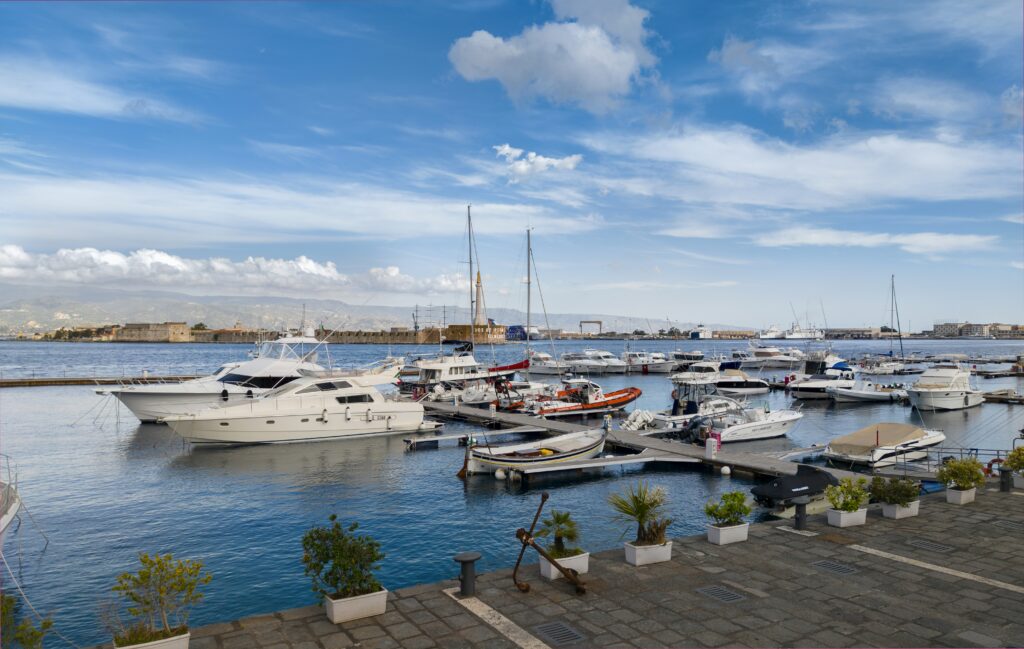 Messina Cruise Port Guide: What to Do in Messina, Sicily in One Day 7 giuseppe famiani qqSW5xH5GF0 unsplash