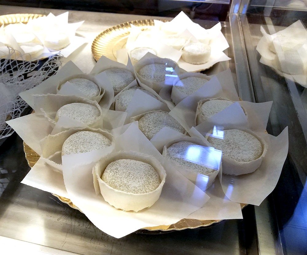 Complete Guide to Evora Portugal Things to Do, Getting There, & Where to Stay & Eat 17 image 14