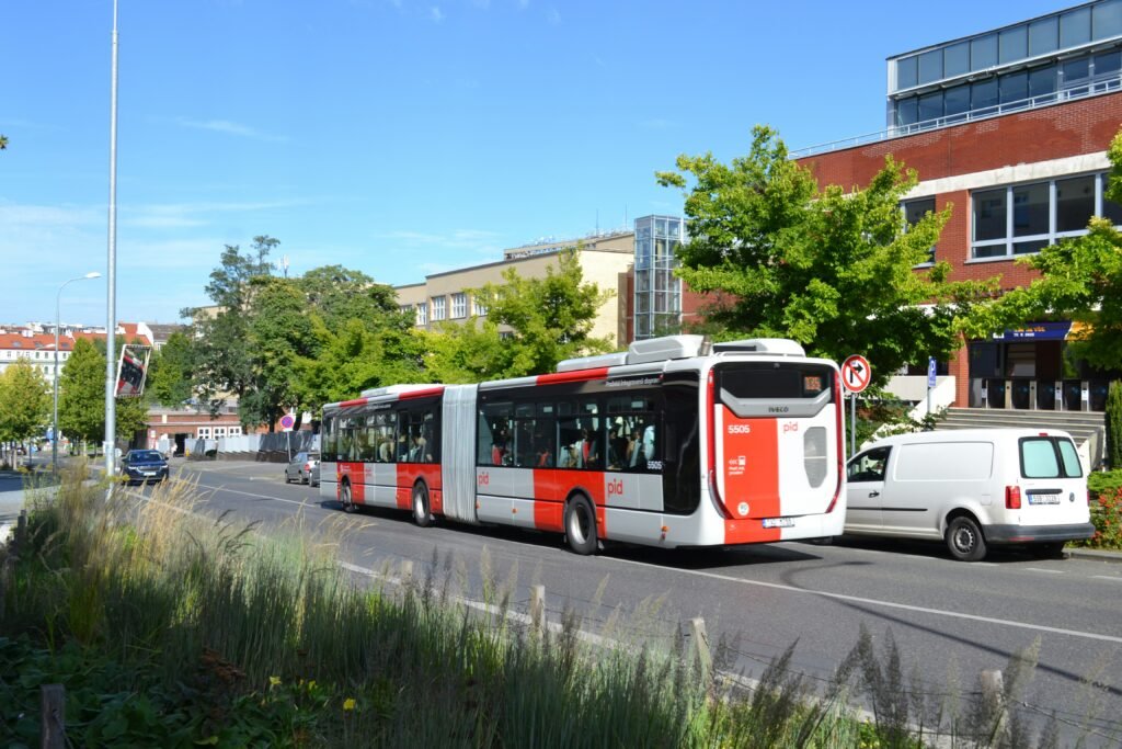 viktor rejent KQqkYEh0k0M unsplash